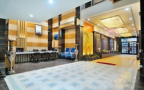 The Grand Uddhav New Delhi